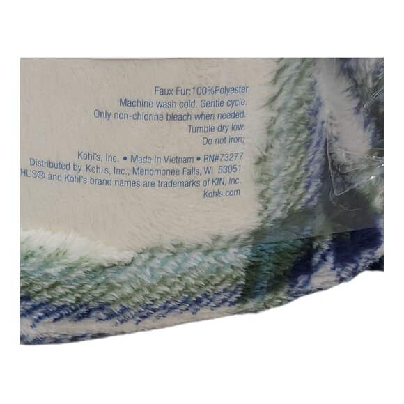 The Big One Navy Green Plaid Oversized Plush Throw Blanket 5x6 Ft Soft Polyester - Picture 3 of 9